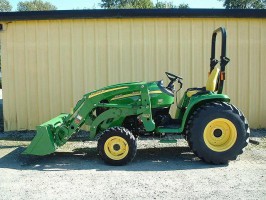 JOHN DEERE 3520   - Cena: 5400EUR