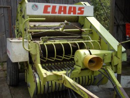 Prasa rolująca, zwijająca Claas Rollant 34 - 90x120