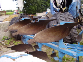 sprzedam pLug 3 LEMKEN skibowy hydrauliczny obracany, nowe