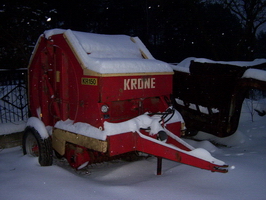 Prese rolujaca na lancuchy KRONE KR 150,stan dobry,chydrauli