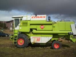 Sprzedam kombajn zbozowy Claas Dominator 86 heder 4m siekac