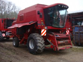 Kombajn Case-IH 527 