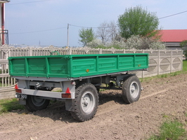 Przyczepa SANOK D-46B, 1989rok, LadownoLą 4,5t tel.(022)7